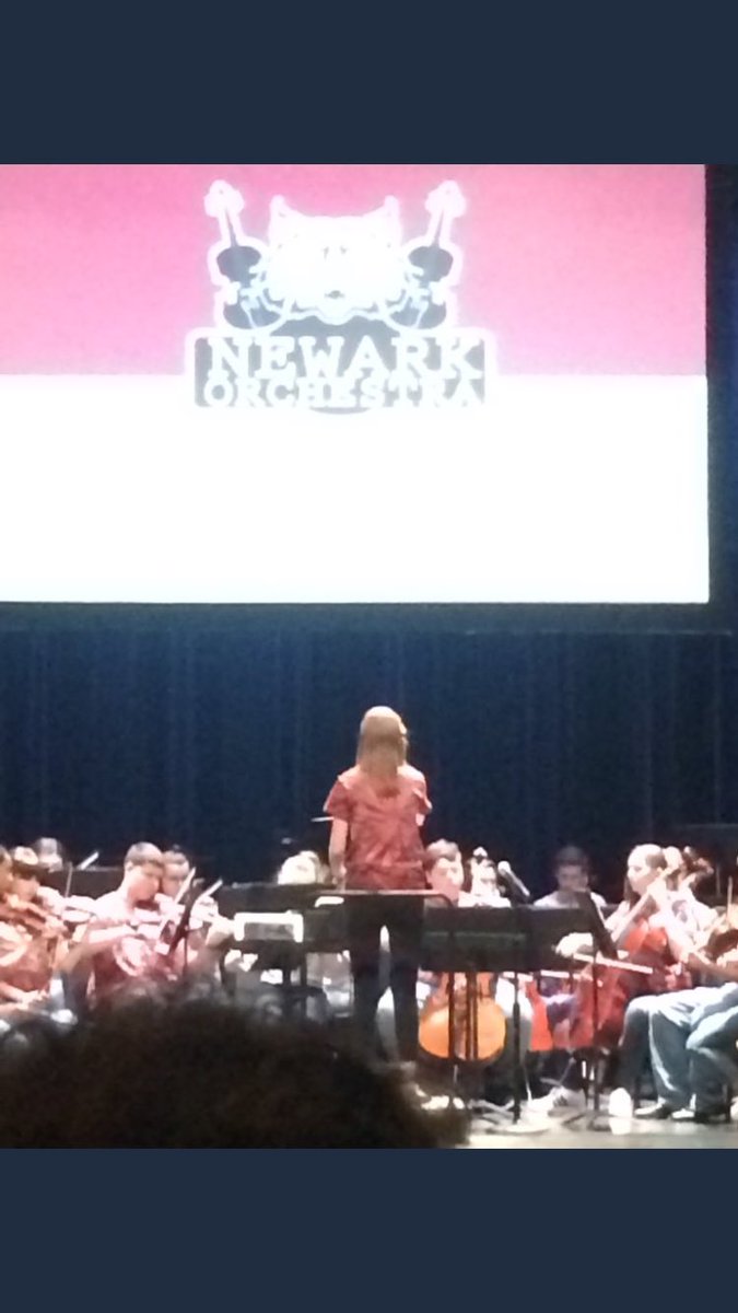 Newark_Strings's tweet image. Congratulations to the Newark Orchestra students on a fantastic performance at @MidlandTheatre this evening! Big shout out to the 2018 Seniors! We will miss you!!
