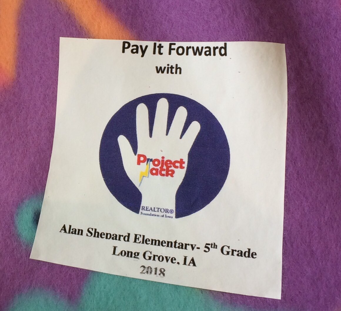 NorthScottASES's tweet photo. 5th Graders paying it forward to the patients at the Stead Family Children’s Hospital. It was a wonderful experience for all involved. #projectjack https://t.co/2AZqapFly6