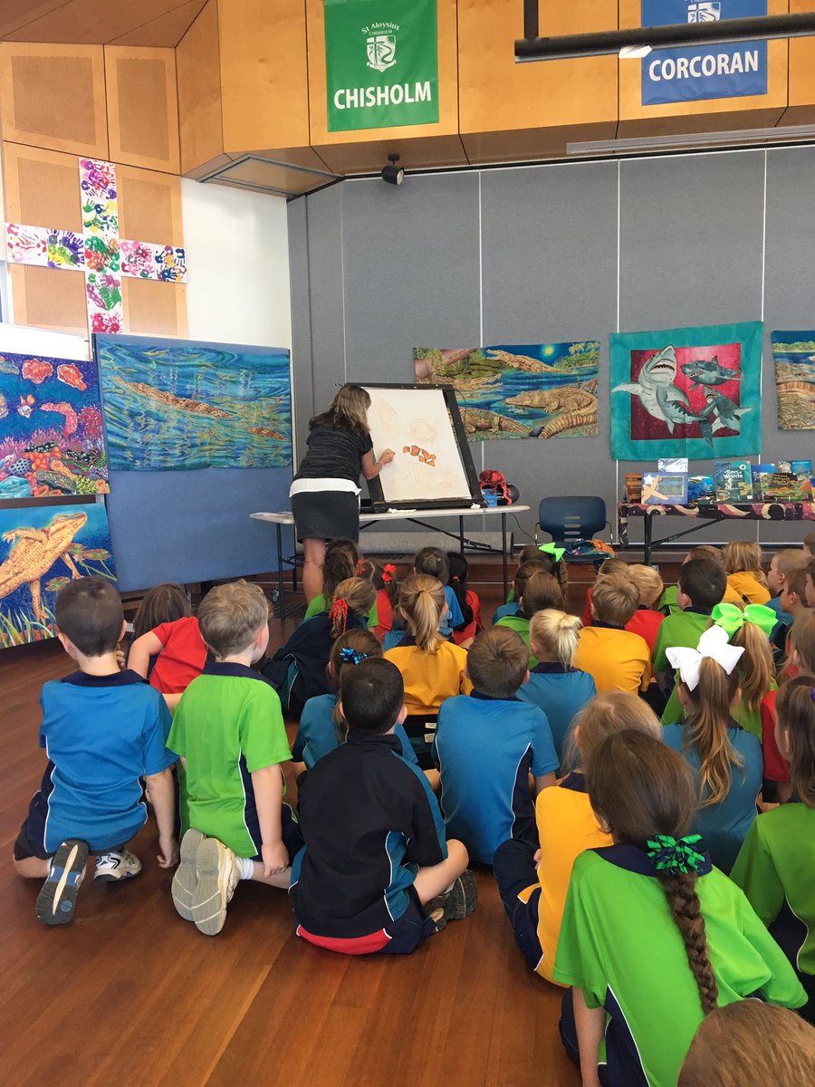 Year1LillyPilly's tweet photo. Today we had a very special visit from silk screen painter and author Kim Michelle Toft. We enjoyed learning how to create paintings of beautiful sea animals 🌊🐠🐟🐬 https://t.co/sKRU5zzKBL
