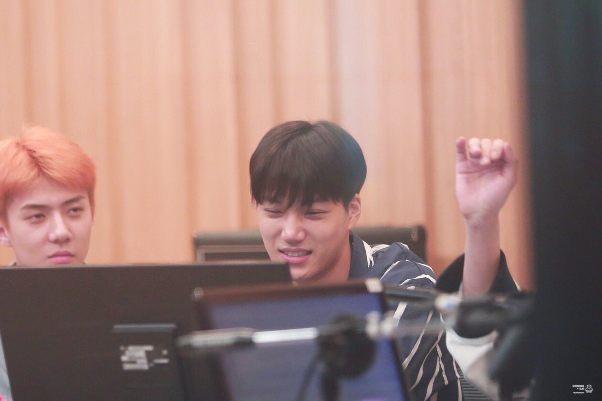 niniarchive88's tweet photo. our most precious boy 💛 we love you so much, please get lots of rest and take care of yourself 🐻💛 https://t.co/F18pzyHxT5