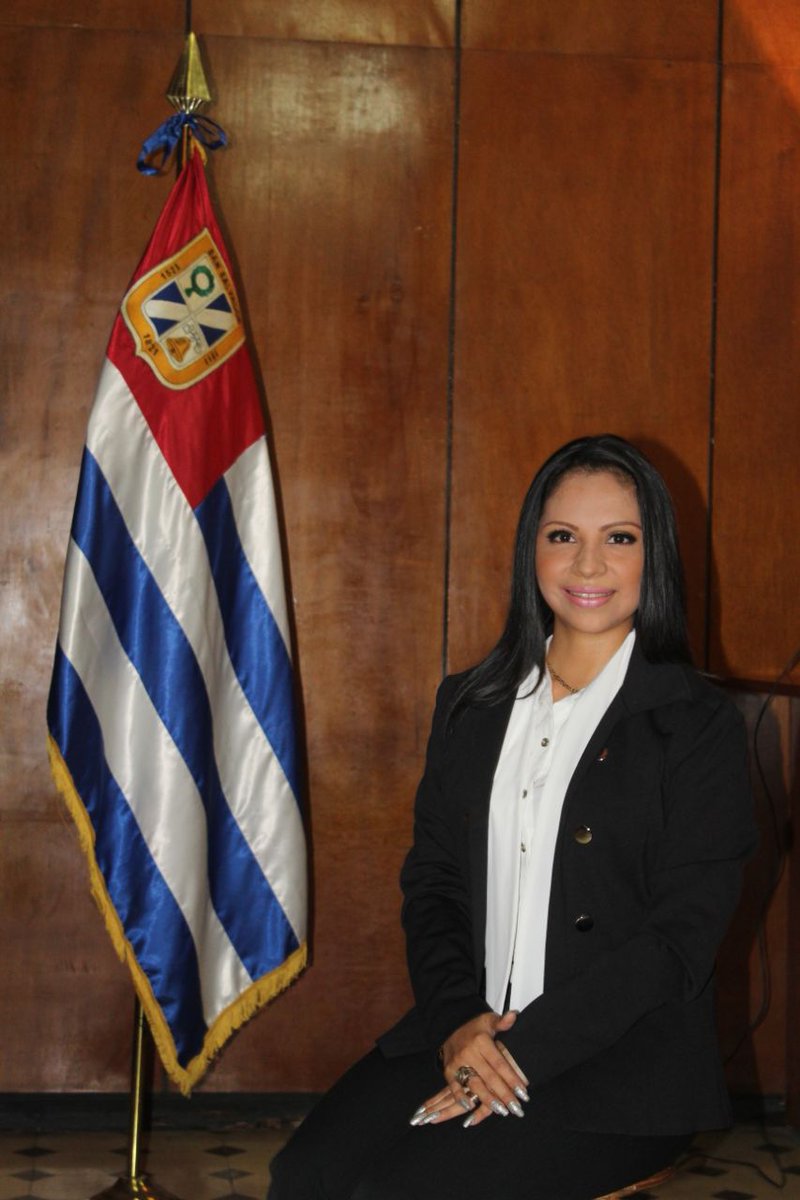 yeseniahdrz's tweet photo. Capitalinos hago un llamado a que no perdamos la cordura con el actual edil.Toda información se vueleve oficial al pasar por el concejo y en estas dos sesiones que hemos desarrollado no se ha hablado sobre la definición de salario del https://t.co/3slBRC7BbA demos poder a rumores https://t.co/Cb1NWB0pu0