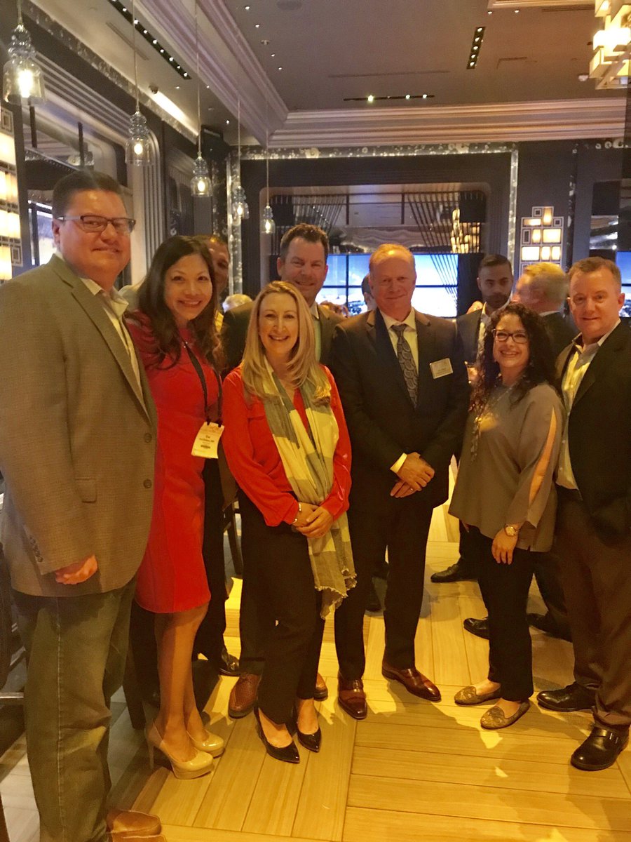EvaEsteban3's tweet photo. Proud Diamond ARDA LEAPS community. With our incredible sr leadership, all 6 class waves are represented, from cross sections of the Company and active in committees, meetings, panels, industry representation & communication. #ARDAWorld18 #ARDALEAPS #DiamondCareers #BradWelcome https://t.co/BBbwiqb7FC