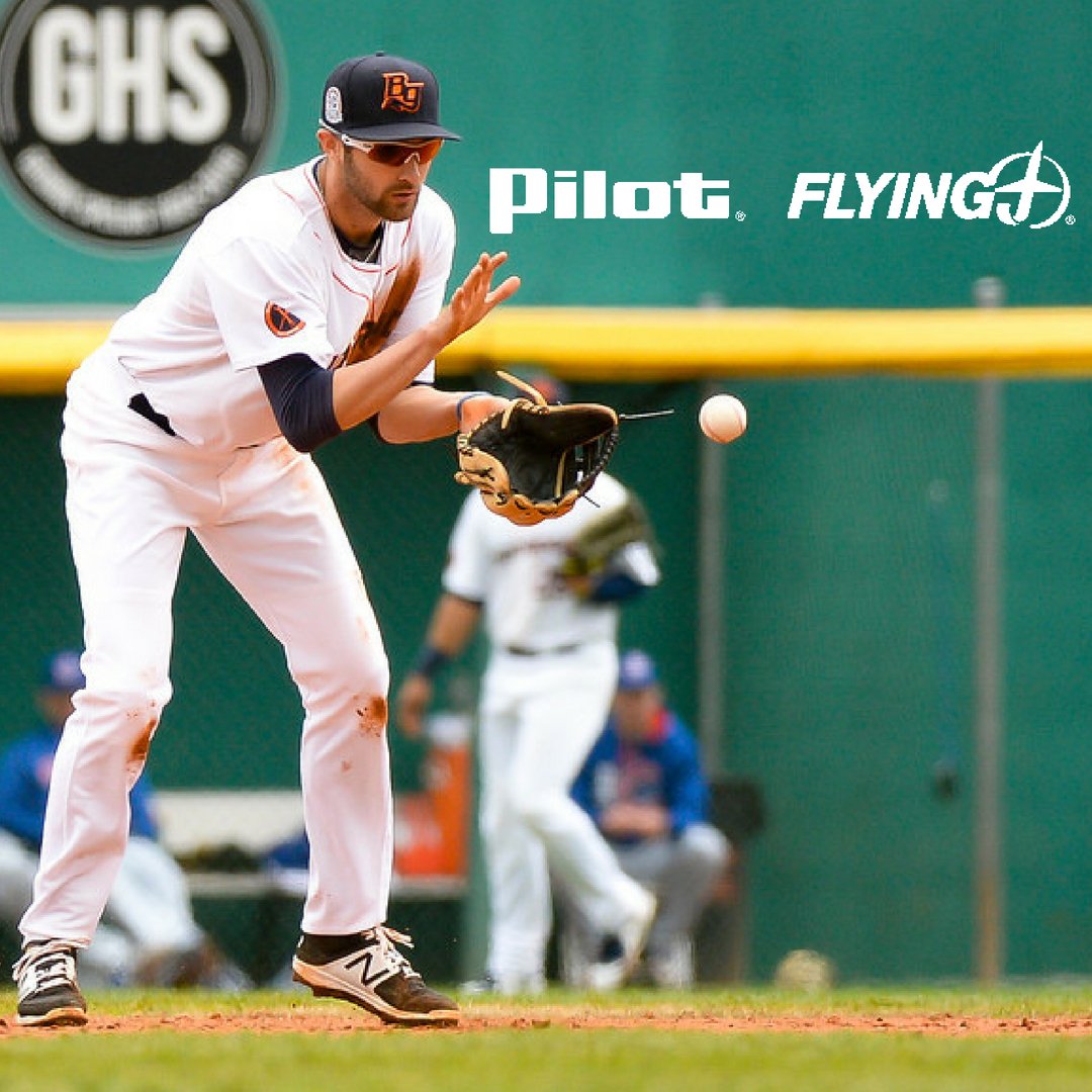 Your Pilot Player of the Game is Zach Rutherford!

He had two runs scored, two hits, and an RBI, leading the Hot Rods to their franchise record setting 10th win in a row!

#BiGtime
