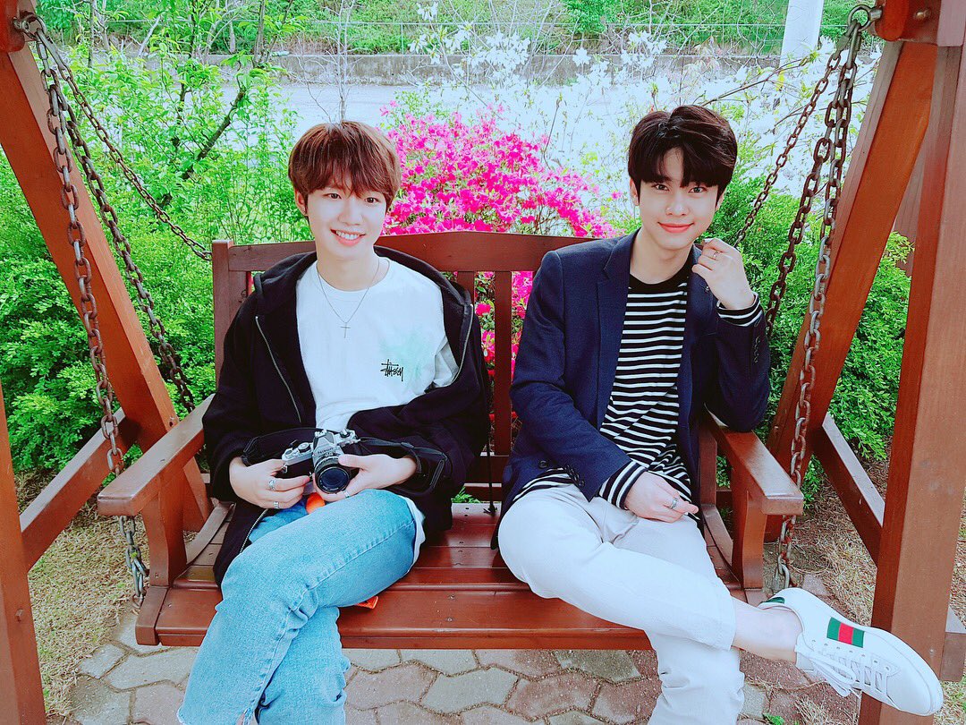 _lymitless's tweet image. ☑️ BNM BOYS INSTAGRAM
힐링타임🌸
🔗 instagram.com/p/BiinK81hC2i/