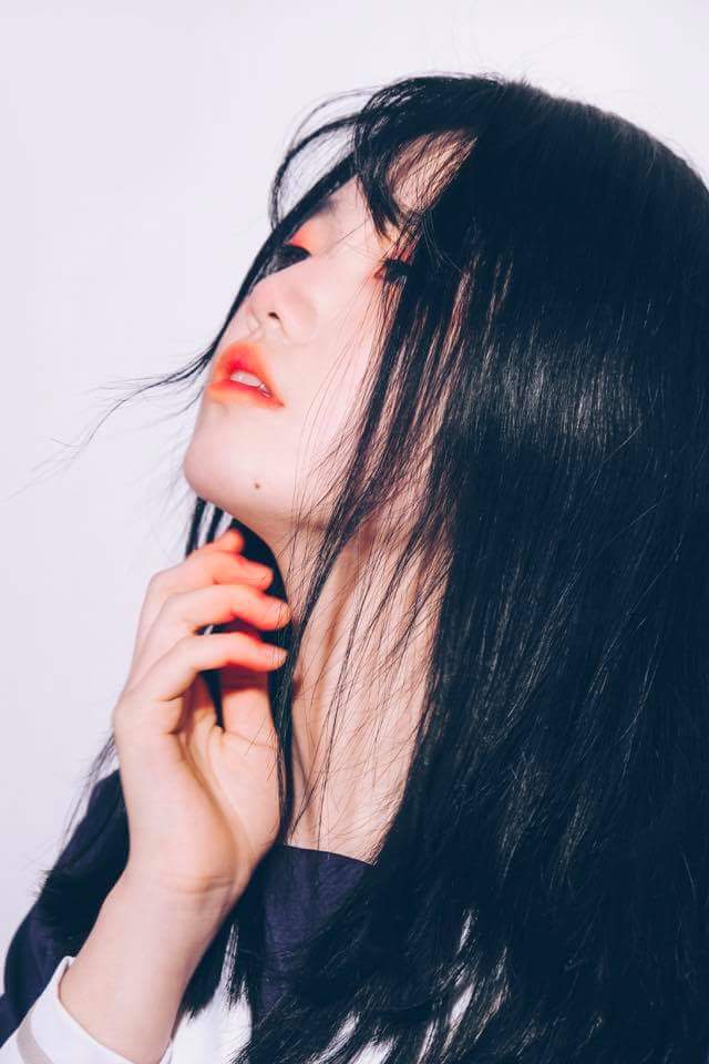 Official_Jau's tweet photo. RIQI / DEBUT TEASER 4

2018.05.25 / BAMM - MINI ALBUM;; GLOOM. 

#GIHEE #JEHWA #BIMIN #RIQI #LUNIE #HEEYOUNG #MINNA #NATTY #YAMIN https://t.co/JEEMbF6IOs