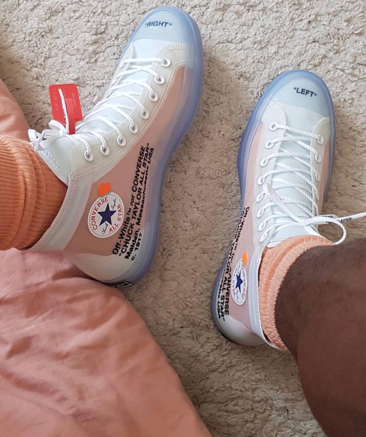 Off white converse right clearance left