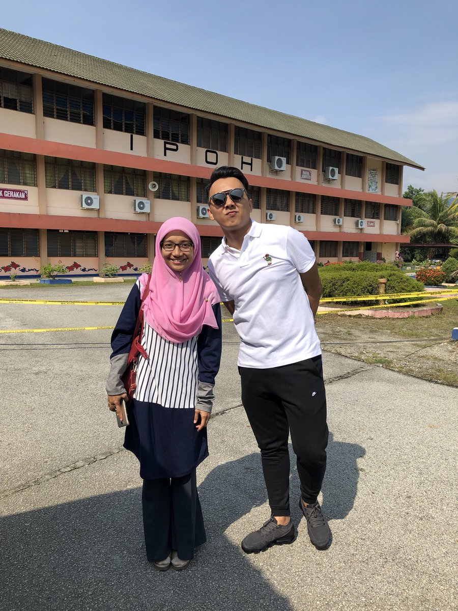 Radin_Era's tweet photo. Saya mengundi di Ipoh, Perak... awak??? https://t.co/jEOGkPfHvh