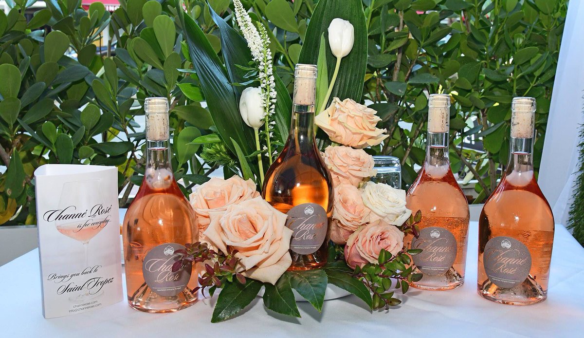 KavitaChanne's tweet photo. Sunday recap... Rosé &amp; Lobster night at @LobsterBarMiami via @TheChanneRose + @laurenmelamed + @bobbyasare + K.Vera Events 🍷💕🙏🏽 https://t.co/6iJA757Ud1