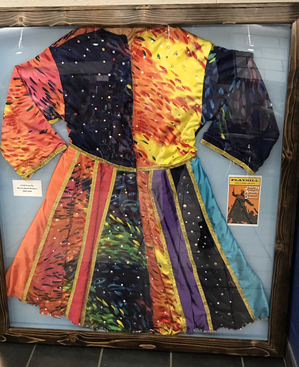 Thank you to all the students, parents, teachers and administrators who attended the James Clemens Theatre Awards Banquet.   In case you missed it, here is the Amazing Technicolor gift from the 2017-18 booster board! #proudtobeajet