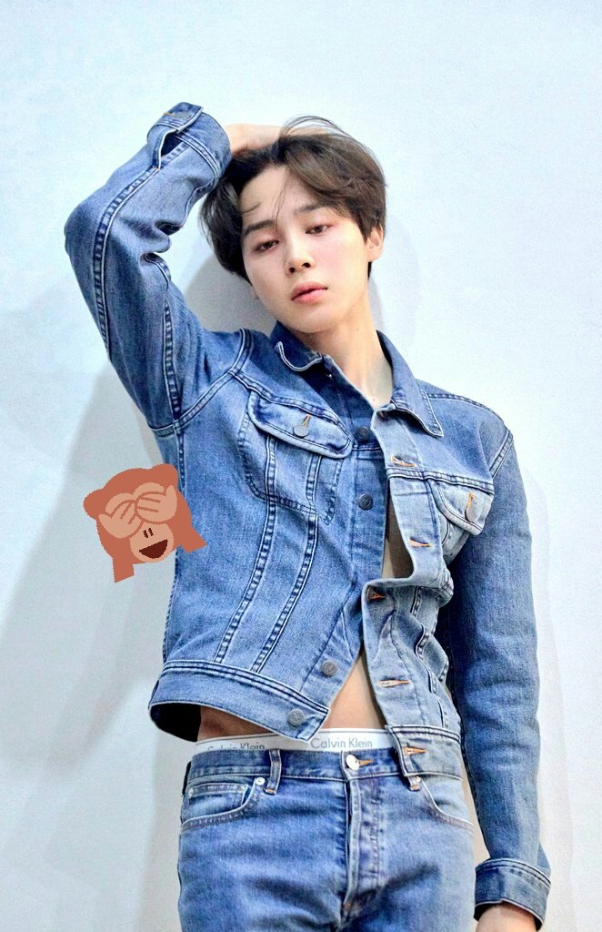 JIMINS HOT HIP BONE 😫