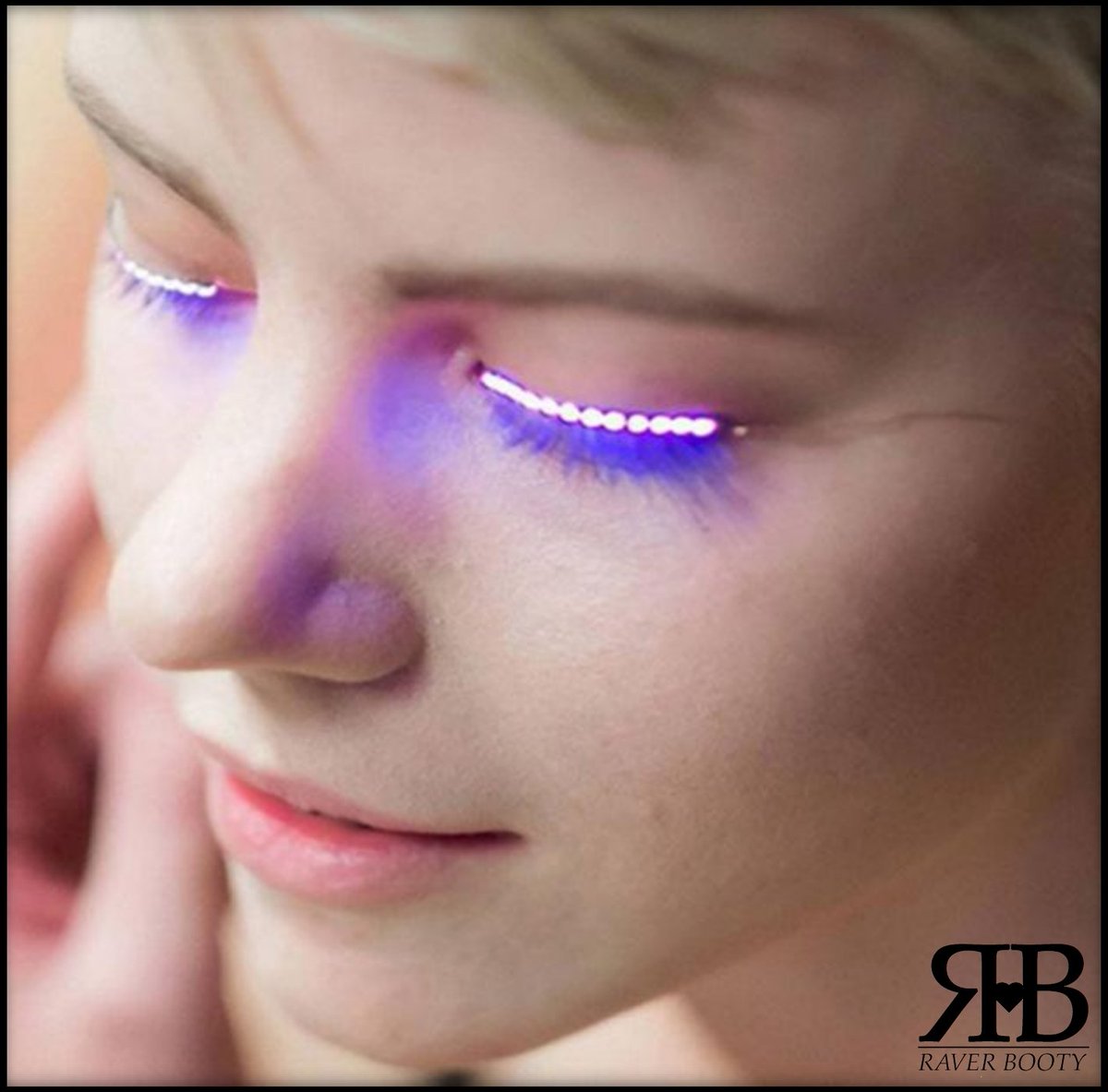 raverbootyshop's tweet photo. 💜https://t.co/bivk0IORKL💜
These LED Eye Lashes are everything! Available in the LED section!
#RaverBootyshop #Led #glow #ledeyelashes #eyelashes #raveoutfits #electricforest2018 #burningman2018 #burningman #plur #raversofinstagram #festivalfashion #ravefashion https://t.co/gBoaxXEovU