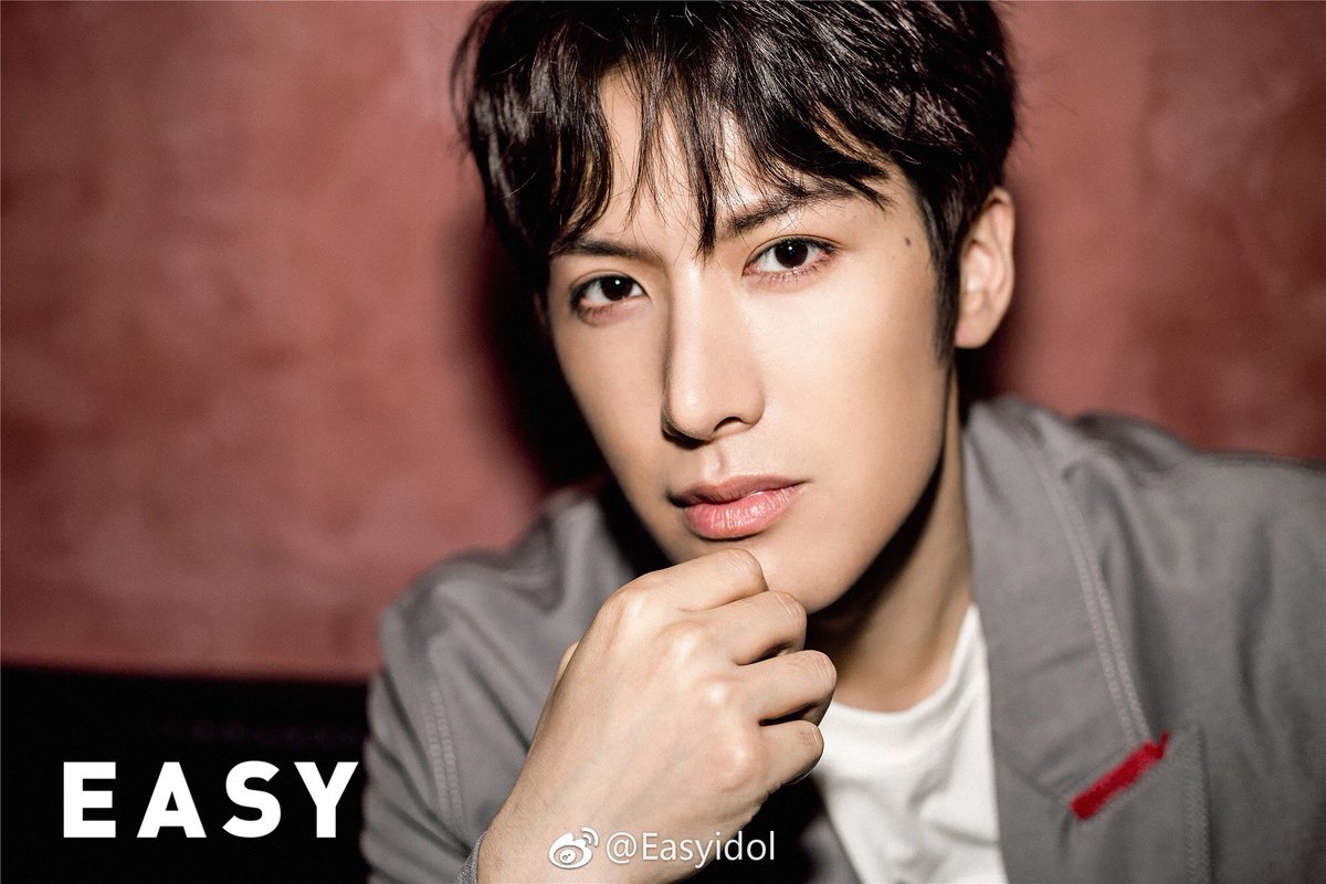 Angela_Tiwi's tweet photo. 180508 Leon Lai Yi — call me god to take you to fly #EasyIdolMagazine
At the shooting location, we prepared a cat cafe in Shanghai for Lai Yi, as soon as he enters the cafe, darkness suddenly collapses for a second and immediately becomes a cat Boy. https://t.co/gmPKRCh5C7