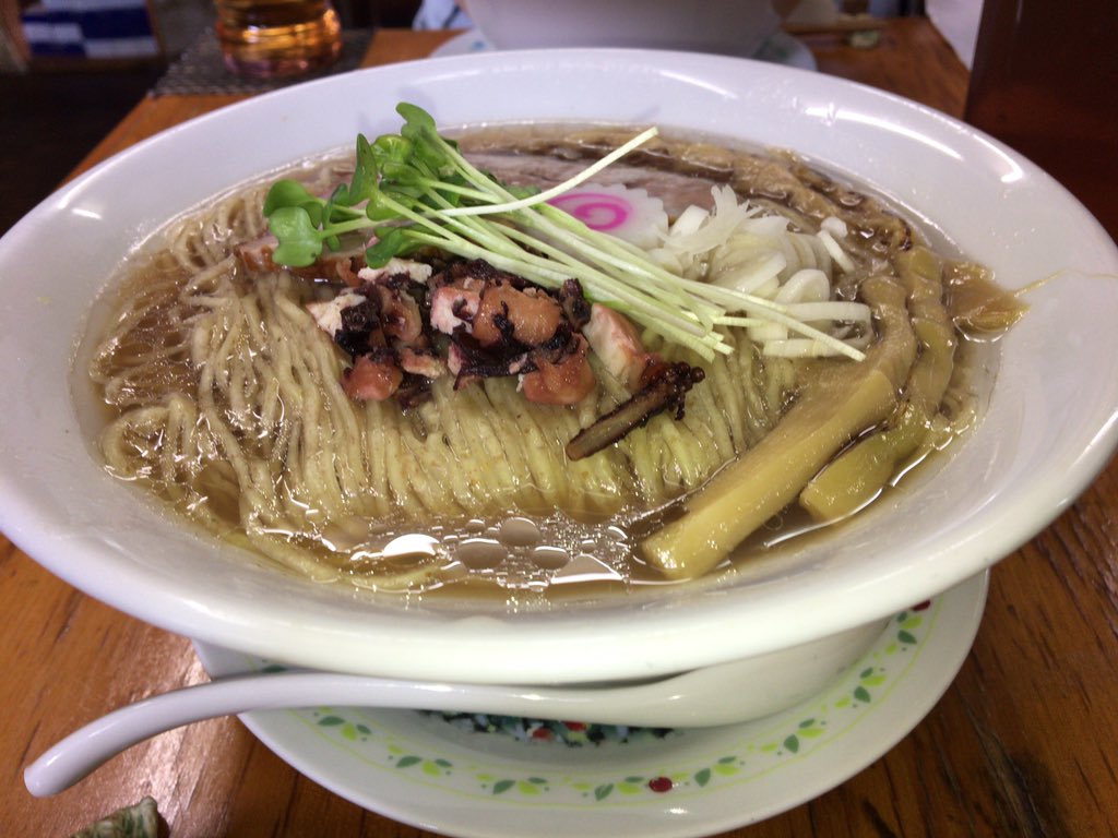nagomi0225's tweet photo. 戸塚🍜麺酒処 ふくろう^_^👍
限定 はまぐり✖︎干しタコ🐚🐙
この味は❗️はじめてぇ〜🤗
これから横浜にGo〜🚙
やっぱり🤗明菜チャンでしょ〜👍 https://t.co/ifvD593DGP
