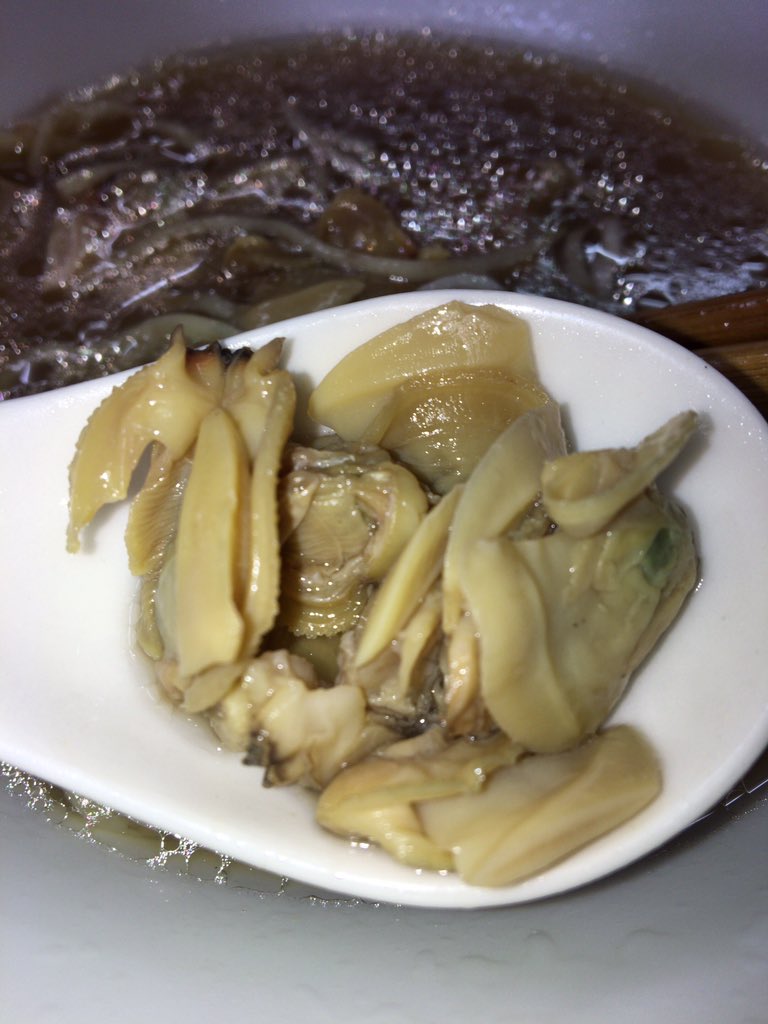 nagomi0225's tweet photo. 戸塚🍜麺酒処 ふくろう^_^👍
限定 はまぐり✖︎干しタコ🐚🐙
この味は❗️はじめてぇ〜🤗
これから横浜にGo〜🚙
やっぱり🤗明菜チャンでしょ〜👍 https://t.co/ifvD593DGP