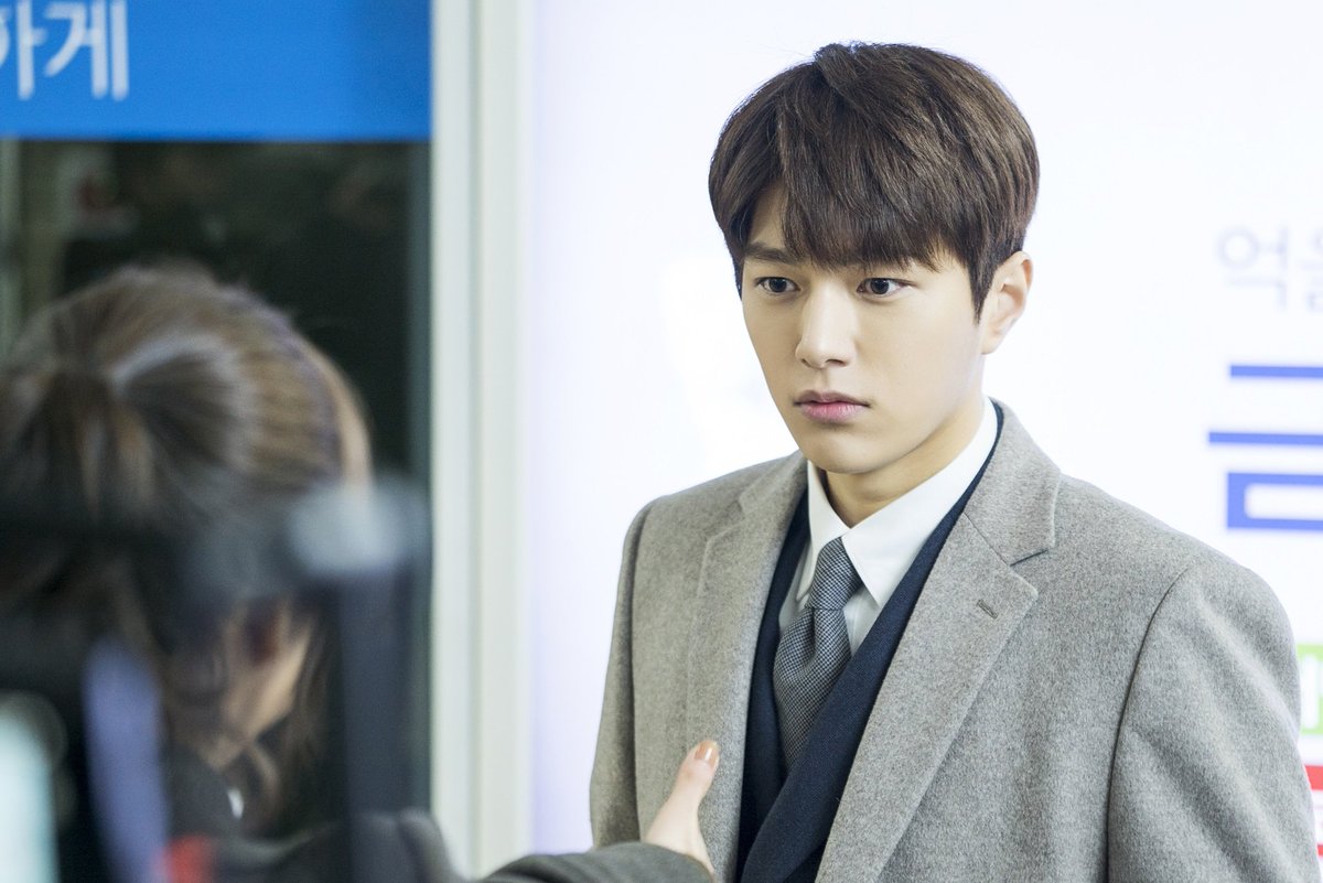 jtbclove's tweet photo. '이상주의' 열혈 판사 박차오름(#고아라)과 
'원칙주의' 초엘리트 판사 임바른(#김명수)
달라도 너무 다른 두 사람의 반전 케미 공개★

어떻게 이렇게 모아놨지? ▼
https://t.co/y5tyCYfR7H

#미스_함무라비 5월 21일 밤 11시 첫 방송 https://t.co/xx9MEvdGLH