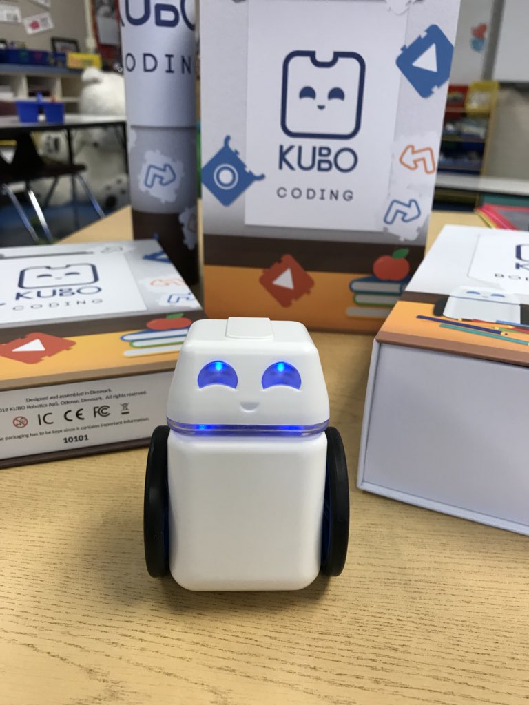 oneal_nat's tweet image. So excited to open up @KUBO_Robot from @pitscoed! Looking forward to sharing with my students soon! #PitscoTAG #PitscointheClassroom