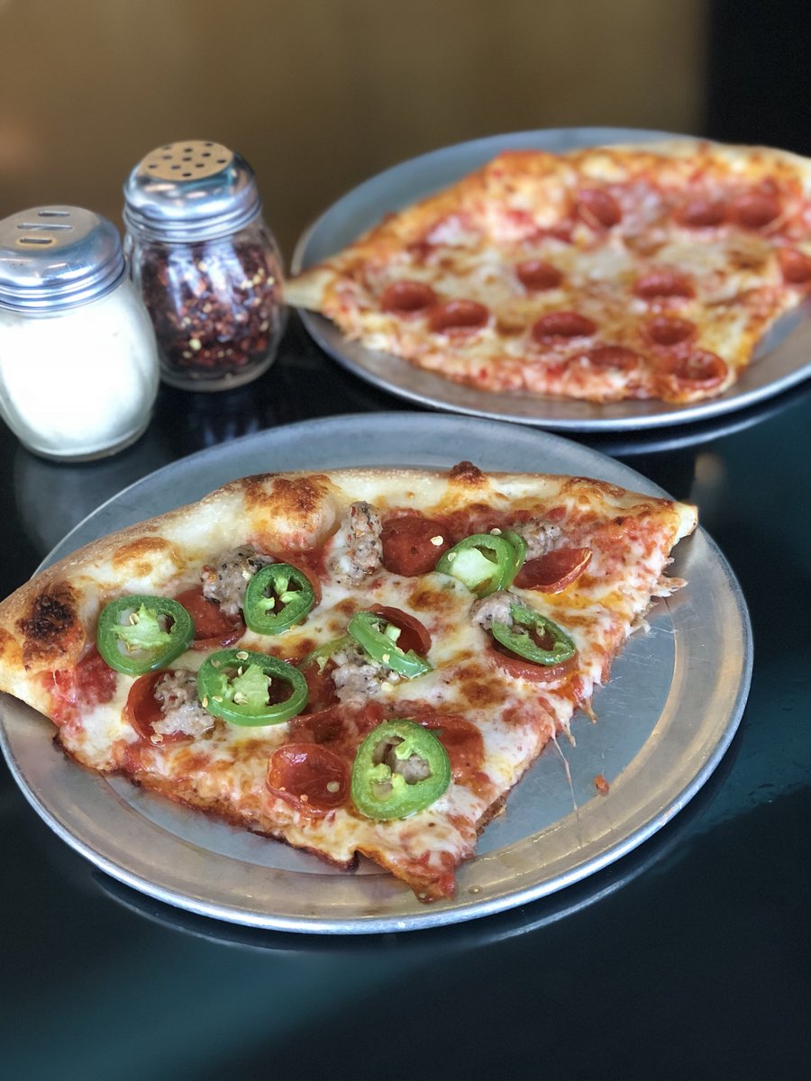 PiPizzaHtx tweet media