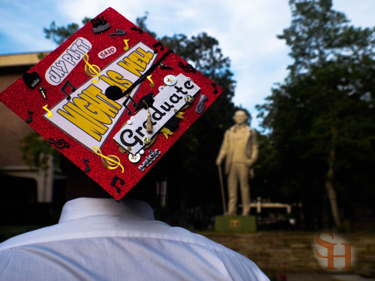 JayPattYB's tweet photo. โSince itโs GradSZN, lemme turn up if you donโt mindโ ๐๐๐ฅ๐โผ๏ธ
๐ธ X @NilliBravo
#SHSU #GradSZN #WorkoutBull https://t.co/lWOsXpKkkv