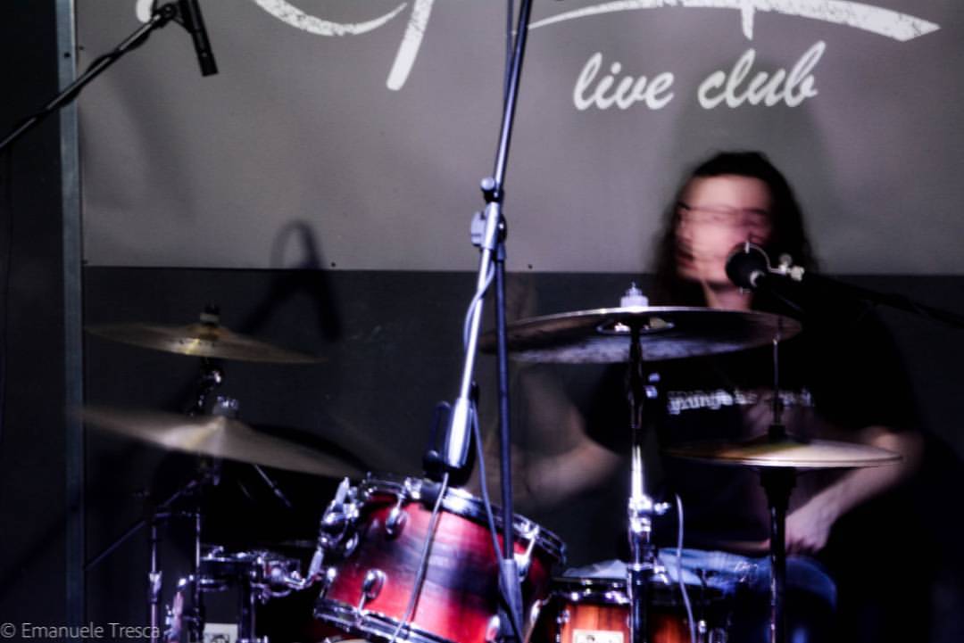 allummath's tweet photo. https://t.co/rL1LfM1UeW
“FACES KEEP ON FADING”🎤
#newdays #alternativerockartistoftheyear #drums #drumsearch #singmeinensong #instagood #PictureOfTheDay #sexy
#HotFuzz
@RoughTradeRecs @WarpRecords @woodwormusic @Dominorecordco @4AD_Official https://t.co/2PwTwGrYGv