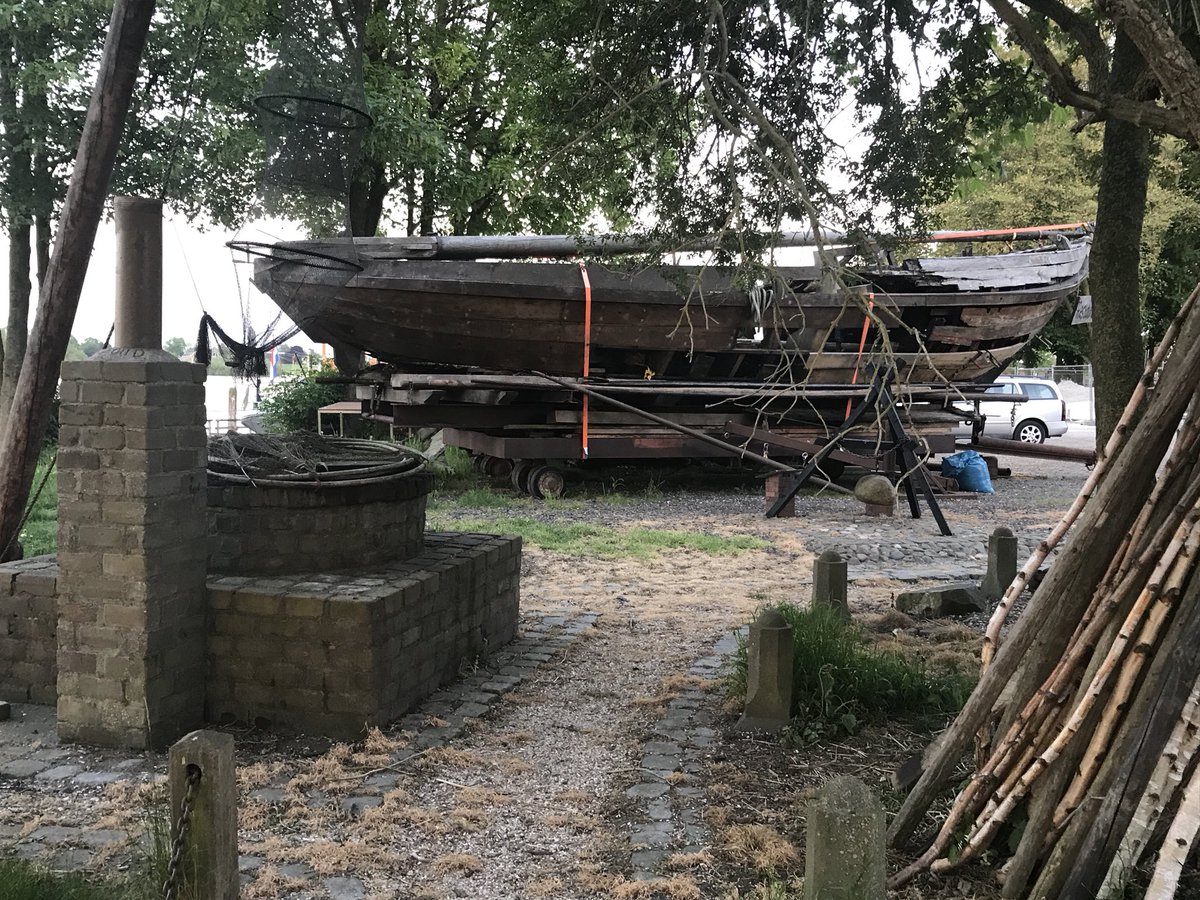 event_broker's tweet image. Tweede dag sessies met stakeholders evenementen in Kampen na een prima verblijf bij B&amp;amp;B Juttershoek met @roelandtameling @kampenmarketing. Eerste dag goede inzichten en bevlogen gesprekspartners. #rendementhalenuitevenementen #sail #punters #botters #koggeschip #hanzestad #ijssel