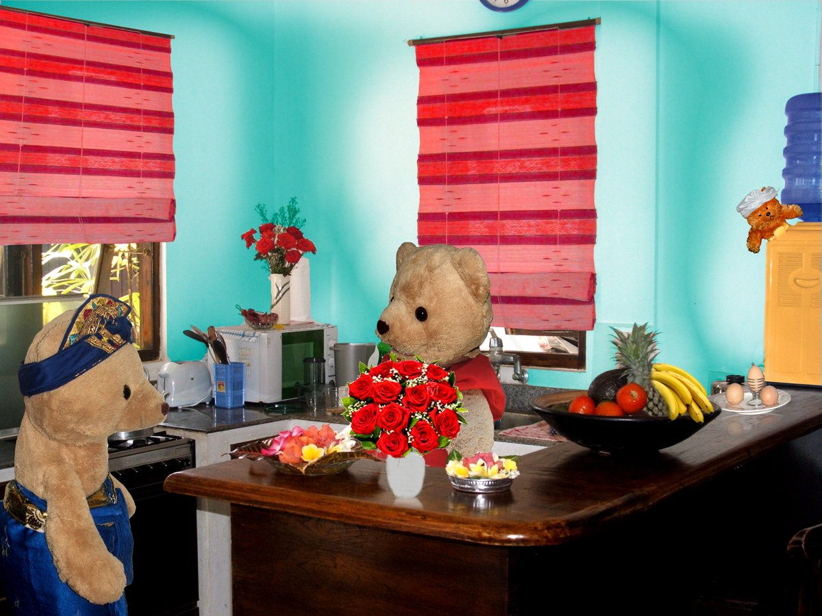 BaliBear2017's tweet photo. In some places around the world, this Sunday is Mothers Day, Bali Bear would like to remind everyone to tell their mum (Ibu) that they love them, and spoil them on this very special day. Get your copy now - 
The Adventures of Bali Bear - Jalan Jalan, is available: #PRPPress #Bali https://t.co/otVwhET1tu