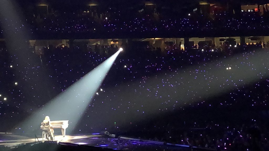 LeandroKohlhoff's tweet photo. OMG  #reptourglendale https://t.co/sIS7ogb9R0