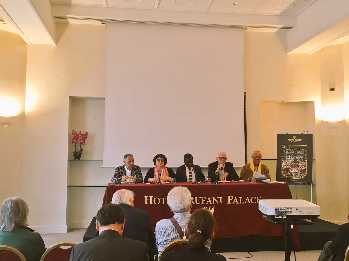 “Vogliamo chiudere le Clinics?” Carlo Pagnotta e i finanziamenti mancati della Caripg. Presentazione 2018 <a href="/UmbriaJazz_OFC/">Umbria Jazz</a> #umbriajazz #uj18
