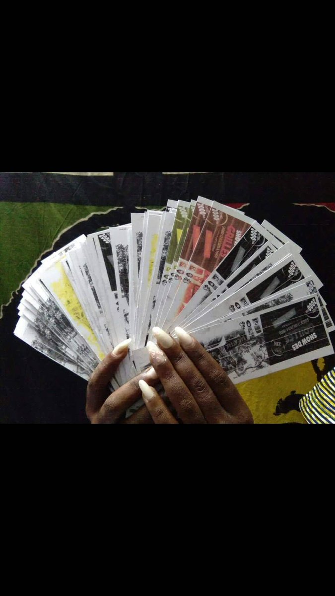 VoixDuGhetto's tweet photo. 🚨 LE SHOW DES GRILLES ! 🚨
12 Mai à SASSACE à Ancien Sobraga ! Du bon rap 🇬🇦 réuni avec @TrisMutema @RodzengMinko et @nziengui et #BakAttak et des invités surprises ! Infoline et billets au 02 48 04 77 / 07 85 36 61 ! #DisumbaRec #BwataMuzik #AffPro https://t.co/r3PMfM34Ry