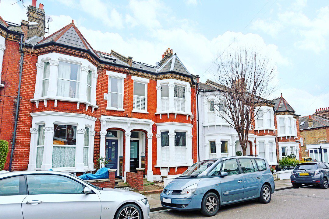 Hamptons Balham tweet media