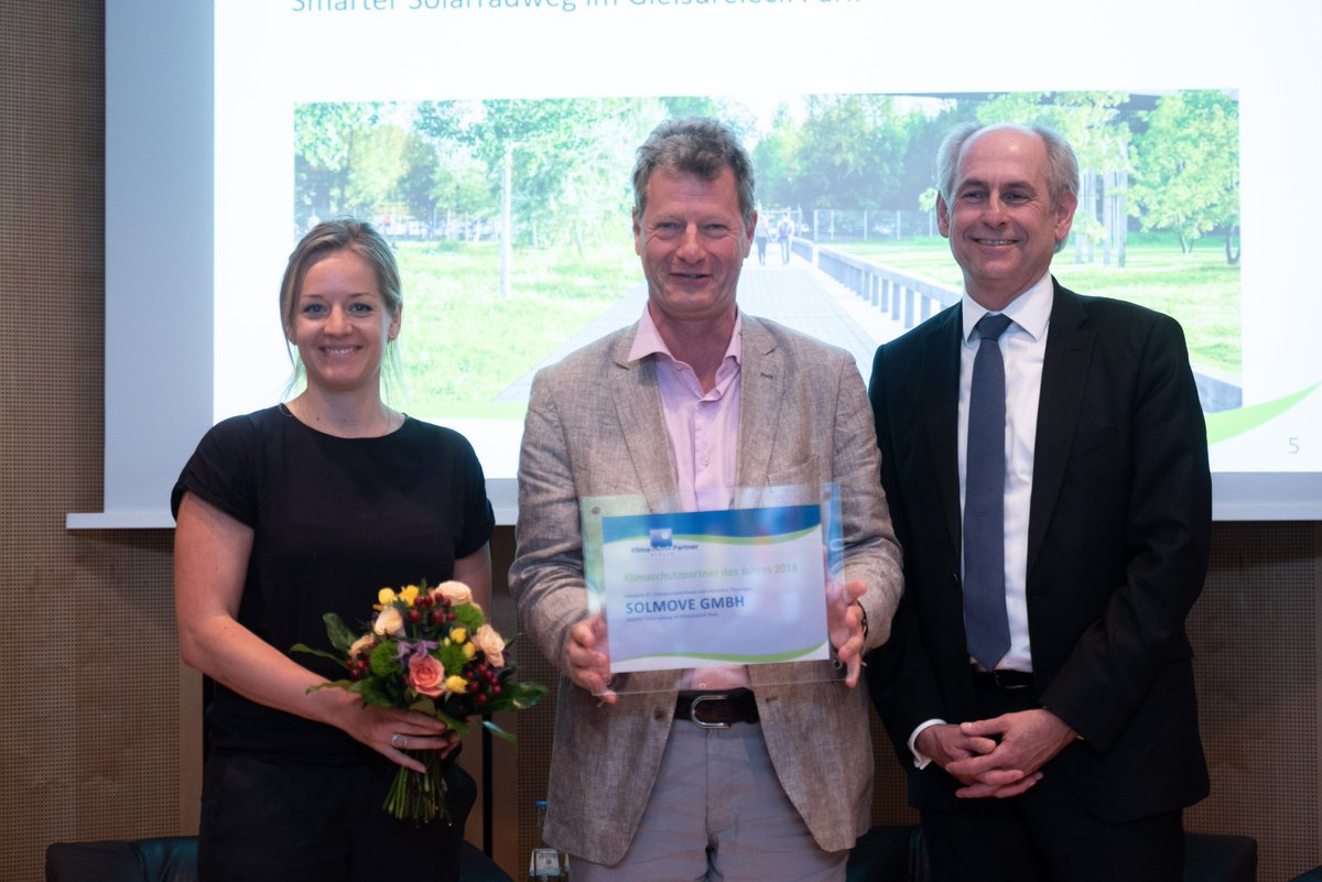 <a href="/Solmove1/">Solmove</a> is proud to have won the 2018 Climate protection Award in Berlin <a href="/Vattenfall_De/">Vattenfall Deutschland</a>  <a href="/ihkberlin/">IHK Berlin</a> @SenUVKBerlin <a href="/BerlinPartner/">Berlin Partner</a>
