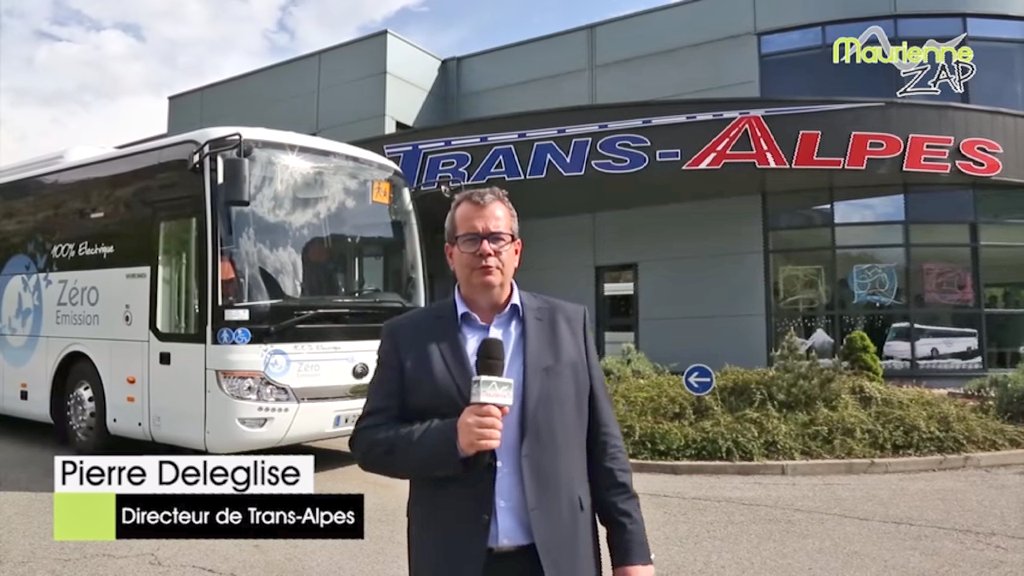 MaurienneTV's tweet photo. Présentation de l'autocar 100% électrique @DietrichCarebus par la société @Car_Trans_Alpes à Saint-Jean-de-Maurienne 🚌🔌
https://t.co/64p6v1x5au https://t.co/rD8XnIqXNU