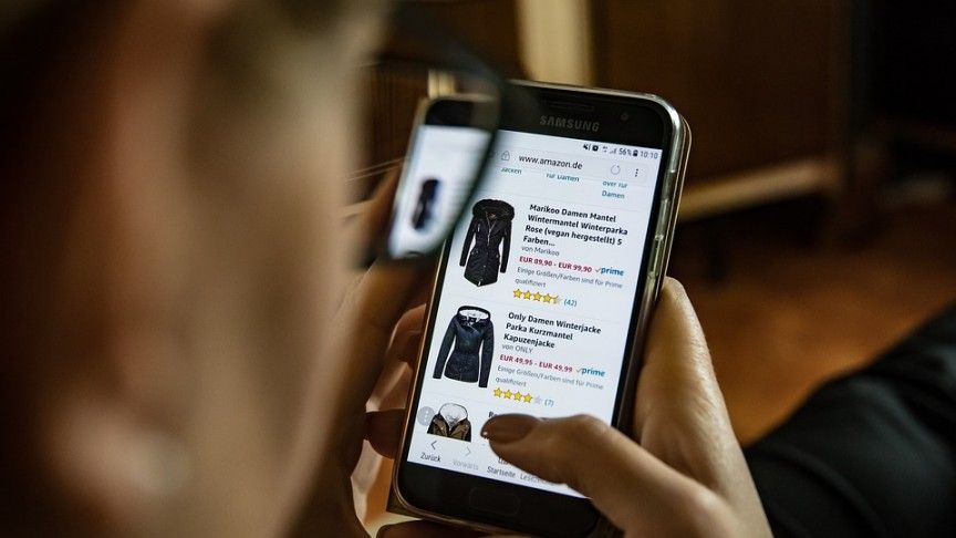 topengineer's tweet photo. Amazon Wants to Scan Your Body So You'll Never Return Your Online Shopping Again https://t.co/RVVKmSK4c0 https://t.co/td6f8aDDN8