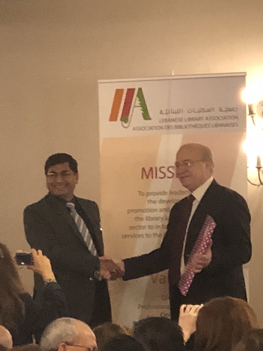 cendrellahabre's tweet photo. #LLA_Conference 2018 minister of culture of India honoring @Ghattask https://t.co/UtntZFyDq5