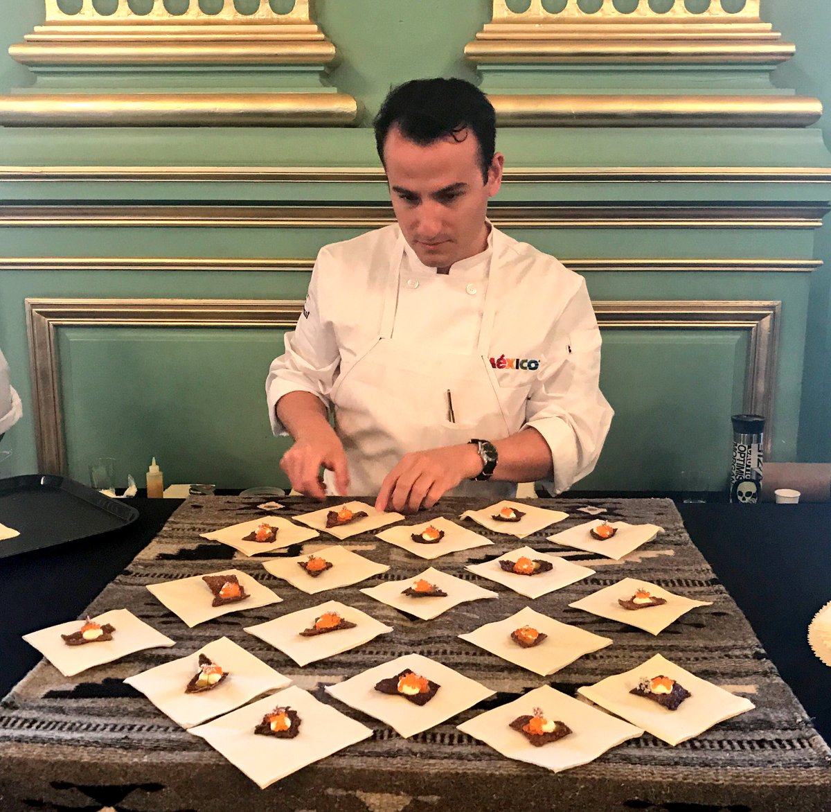ConsulmexSFO's tweet photo. Val Cantu is the chef and owner of @CaliforniosSF, a 2 #michelinstar restaurant becoming the first in that category serving Mexican cuisine in North America @mexico @gemijose @SRE_mx #venacomer #mexamfest #gourmexsf @Telemundo48 https://t.co/7dGSI5SdjQ