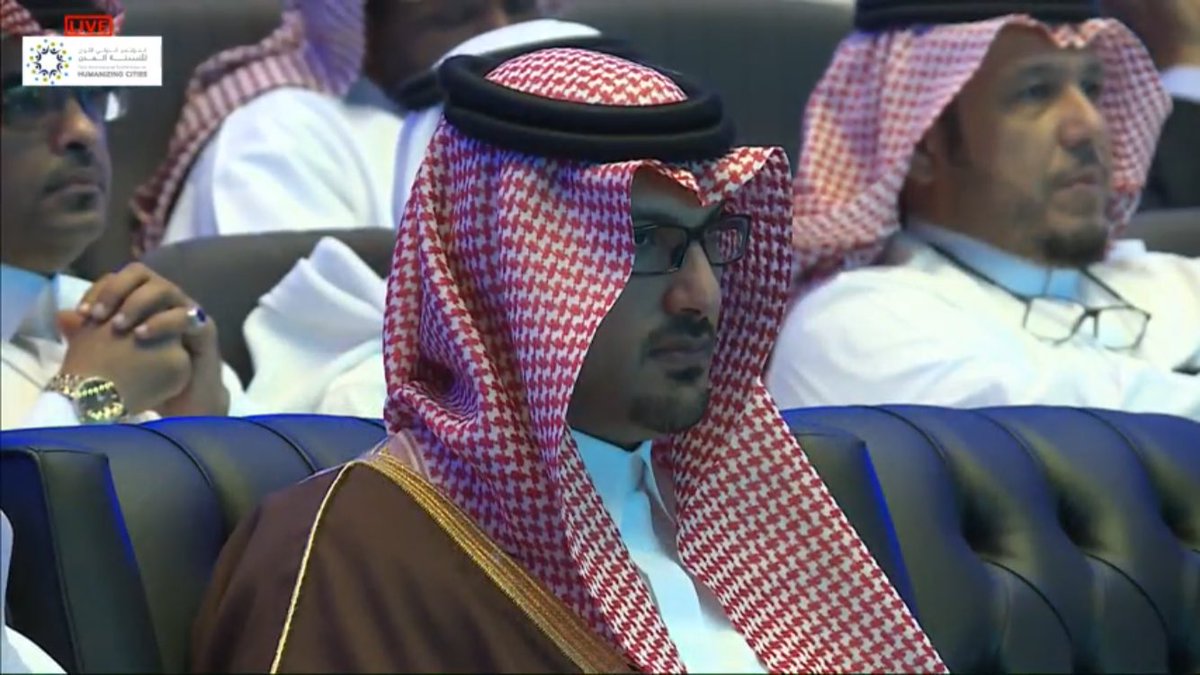Ahmad_Alturki11's tweet photo. #مؤتمر_انسنة_المدن
مازال ثري بالعطاء والثمر الناضج
الان الجلسة عن التصميم المعماري والحضاري  تابعوا البث المباشر على الرابط 
https://t.co/XDddfO4gSO https://t.co/9cK4re5Yo7