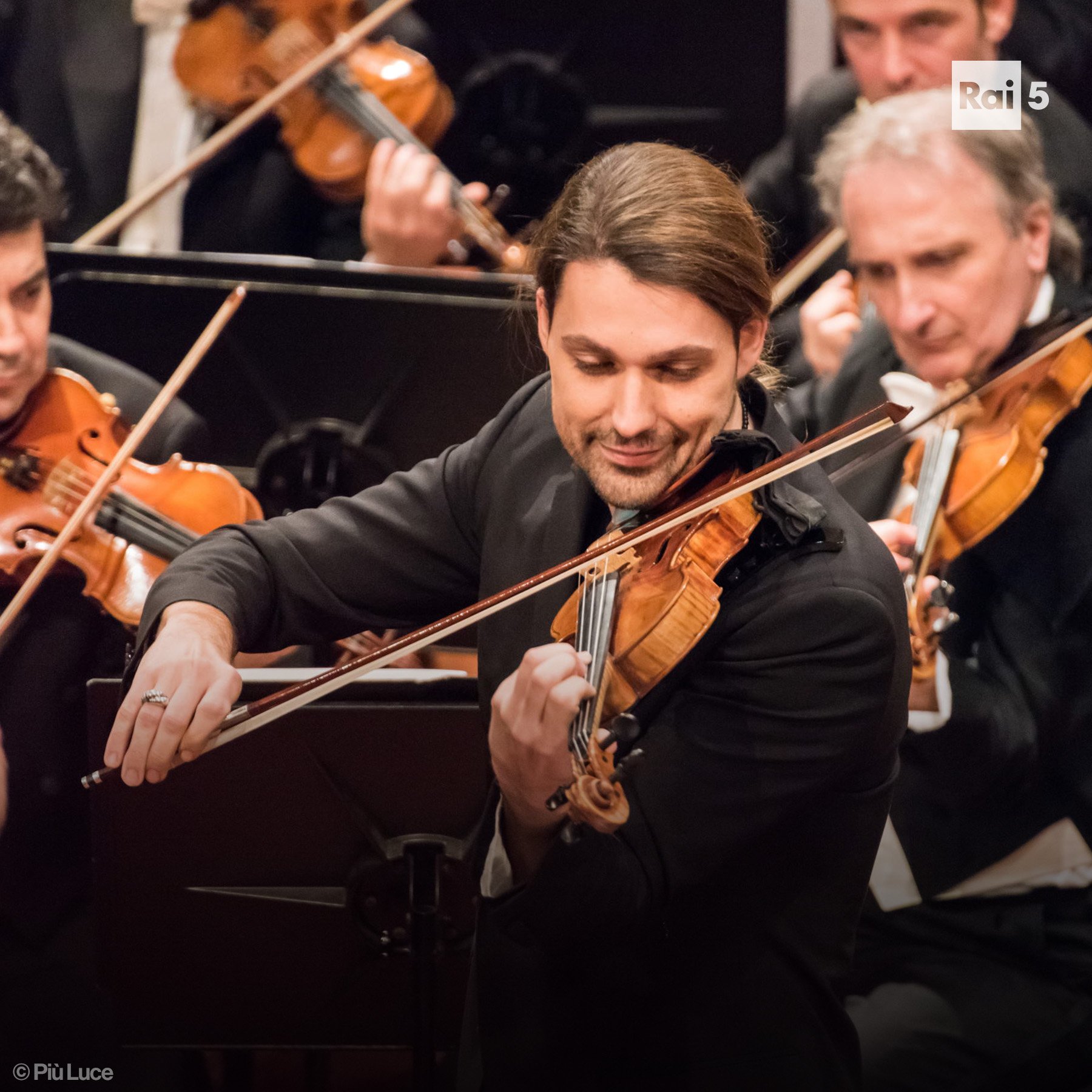 Rai5 on Twitter "Inizia a suonare 4 anni; a 10 debutta con la