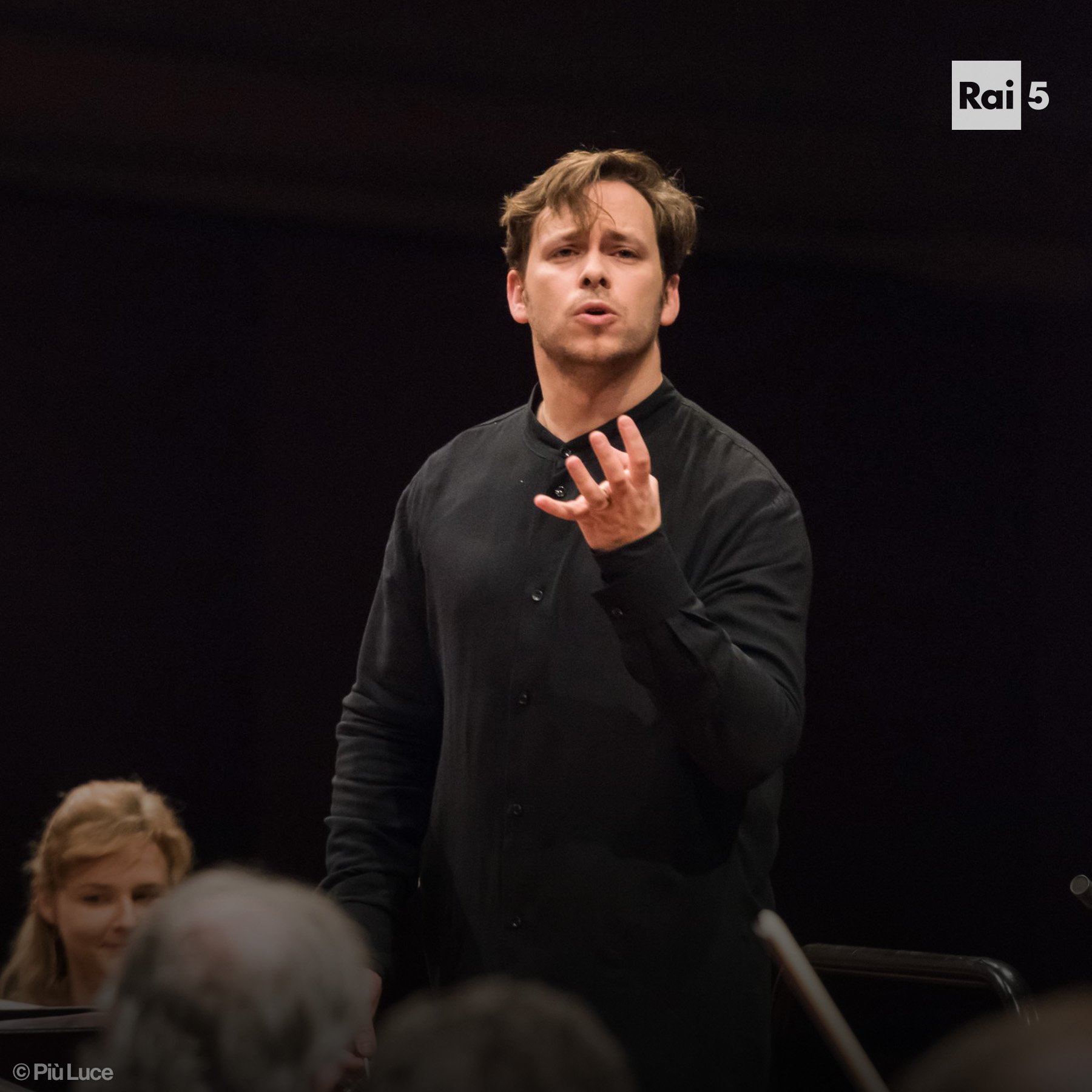 Rai5 on Twitter "Inizia a suonare 4 anni; a 10 debutta con la