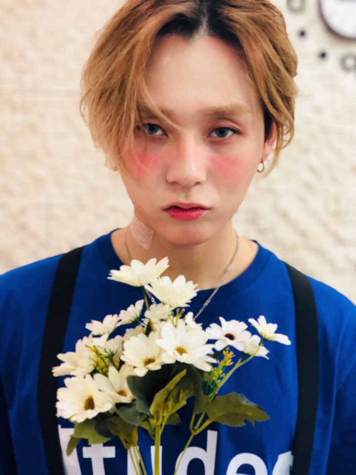 CUBE_PTG's tweet photo. [#이던] 받아줄래💐? https://t.co/LP7orduAuK