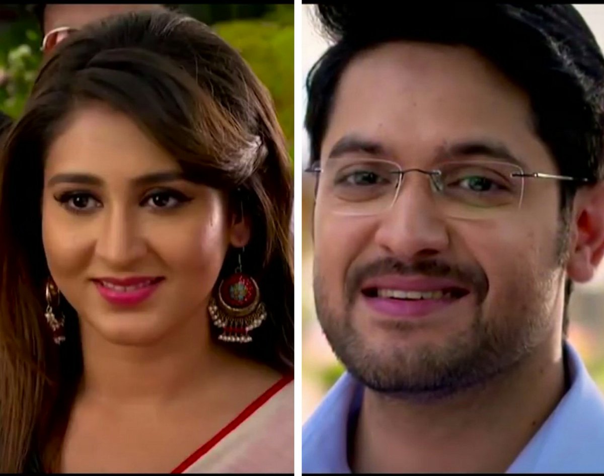 SreeBanerje's tweet photo. #Phagunbou #bestpair @VikramChatterje @Love_Oindrila @Star_Jalsha everyday at 8:30 pm. https://t.co/jjPelvkI6P