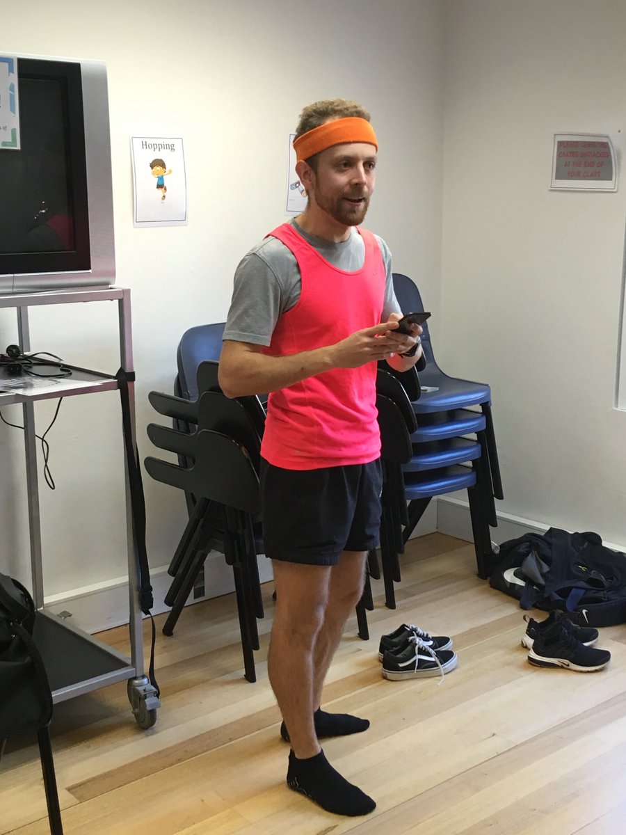 dave48117915's tweet photo. Cheers for the entertainment today and a quality indoor PDHPE workout. #acuedu_p https://t.co/AaYrr1kzi3