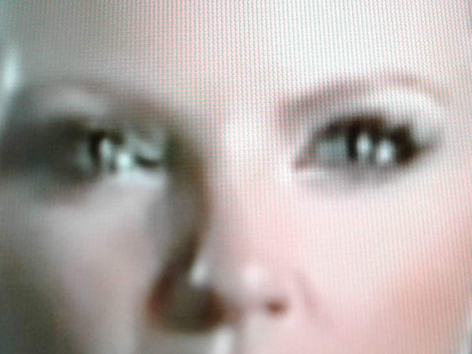ValoksMama's tweet photo. Watching a YouTube video on The Memphis Three and caught this shit. Check it out, Natalie Maines #reptilian ? https://t.co/lV3CBC0EMt https://t.co/BpfdcqfTns
