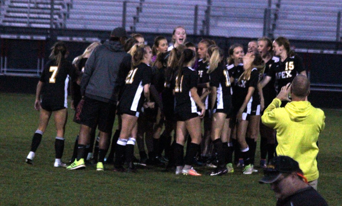 CATSOC17's tweet photo. HUGE GAME TONIGHT. 1st round of playoffs. Apex vs Middle creek @ 6 @ home. BE THERE &amp; show your support for your lady cougs😼😼😼#dawgs https://t.co/X3ybMwcY6u