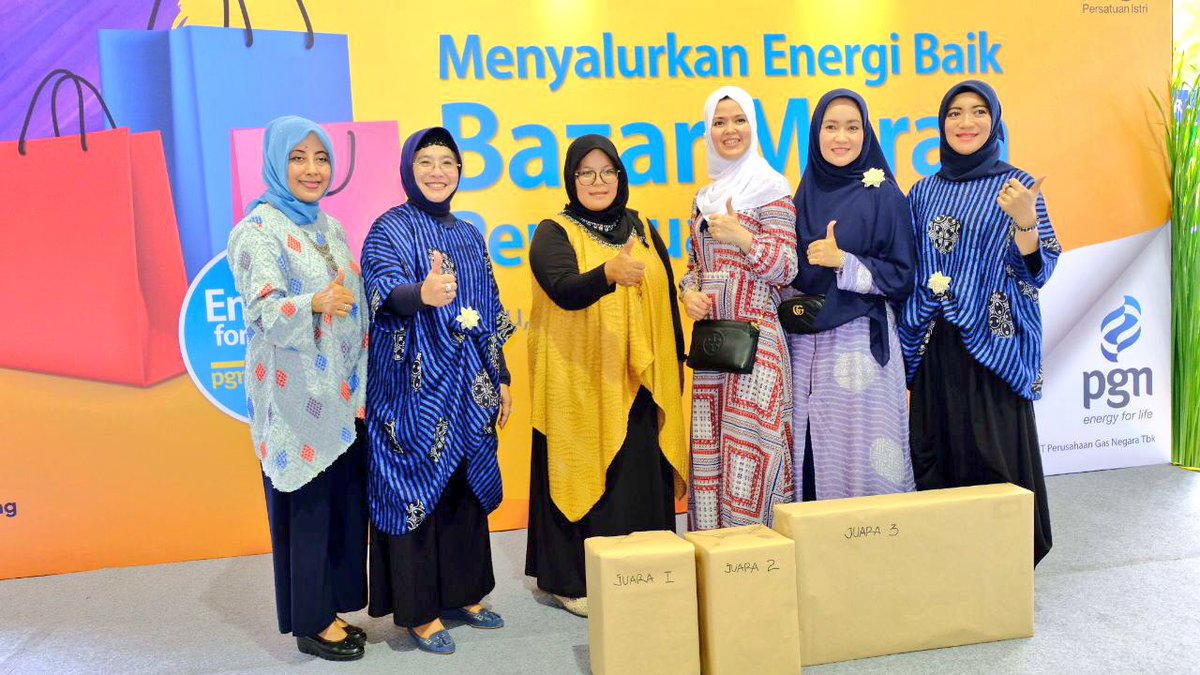 alfis_budi's tweet photo. RT Gas_Negara "Nah, di Bazar Murah kali ini, PGN juga berbagi #energibaik utk tiga tenant terbaik nih guys. Penilaian tenant terbaik dilihat berdasarkan kebersihan, kerapihan, dan keindahan dari booth mereka. Congrats yah! 
#gasnegara #pgn #energyfor… https://t.co/Po5ayXFoAo"