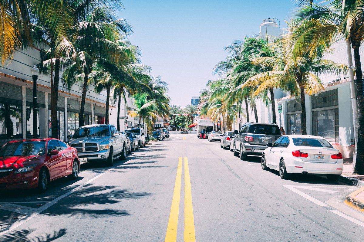 irefmag's tweet photo. Was muss man alles für einen Kurztrip nach Florida so einpacken? Und welche Programmpunkte im Sunshine State sind ein MUSS? Lest Vikis Vorbericht HIER: https://t.co/h5hfMDgcyD! ☀️

#irefDiscover| #iflyEurowings @eurowings | @ParadiseCoast | @FtMyersSanibel | *Anzeige https://t.co/z01Z1QhOXl