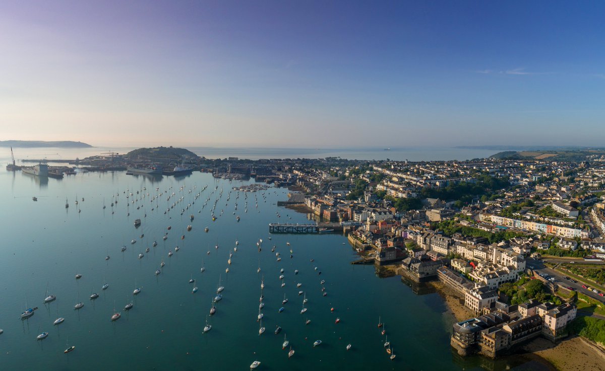 FalmouthTownUK's tweet photo. We're heading to the city! Visit us at Paddington Station next Weds 16th between 7am - 7pm to be in with a chance to win the ultimate Falmouth experience! Huge thanks to our wonderful prize partners @MerchantsManor @wepaddleboard @picniccornwall 
#LoveFalmouth #communityrail https://t.co/9p457eNjYc