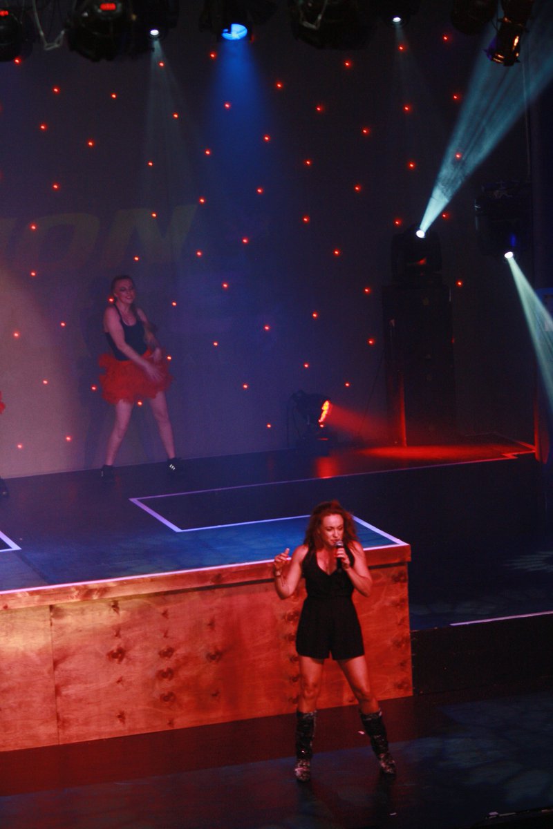 FusionDance_Int's tweet photo. Thank you gorgeous #Singingladies @nixx_ash @janihebler for being such a #FABULOUS edition to our #fundraising #liveshow bringing #glamour to the #stage ❤💛🌻💛❤ https://t.co/dcqDdTt7dr