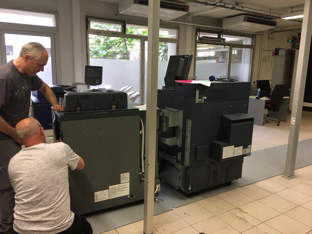 Livraison @KonicaMinoltafr #6100