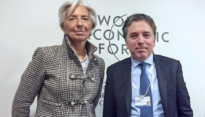 eltribuno's tweet photo. #PrestamoAlFMI #SubaDelDolar Nicolás Dujovne viajó a Washington para acordar el préstamo del FMI
https://t.co/tc3tFxNsfu https://t.co/R2z7Kihc6S