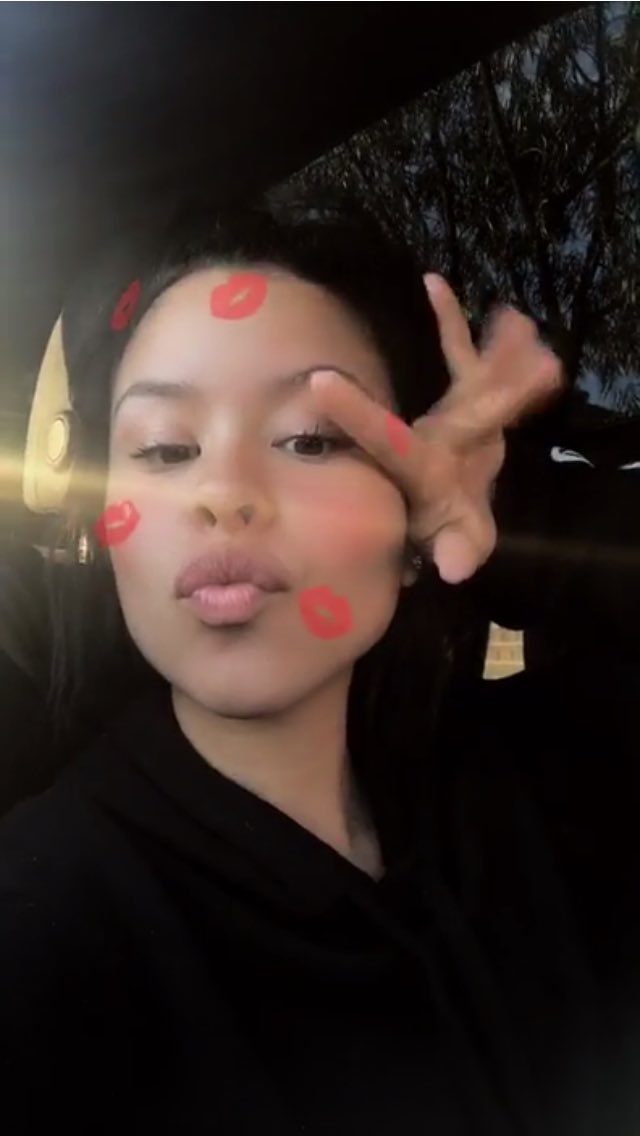 Fosters_FR's tweet photo. #IG 📸 | Cierra durant un live hier https://t.co/elsTQEXBs9