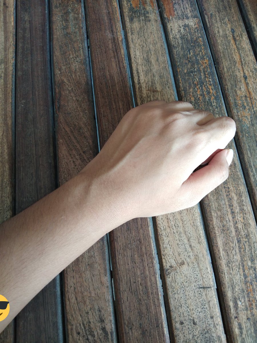 touhun_'s tweet photo. ขอกุมมือหน่อยครับ
#ยืมเมจforsex https://t.co/B2b5QwJ0s6